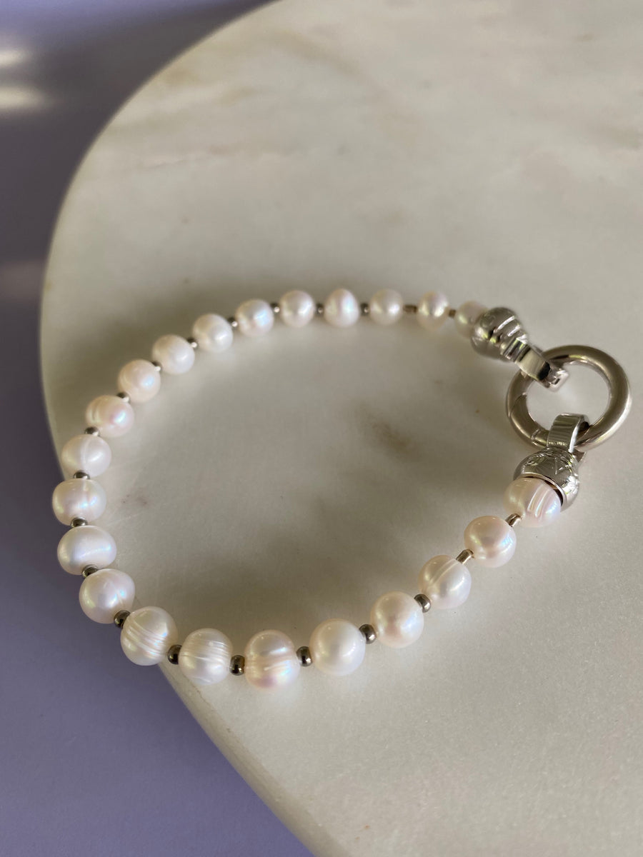 Freshwater Pearl Petite Bracelet