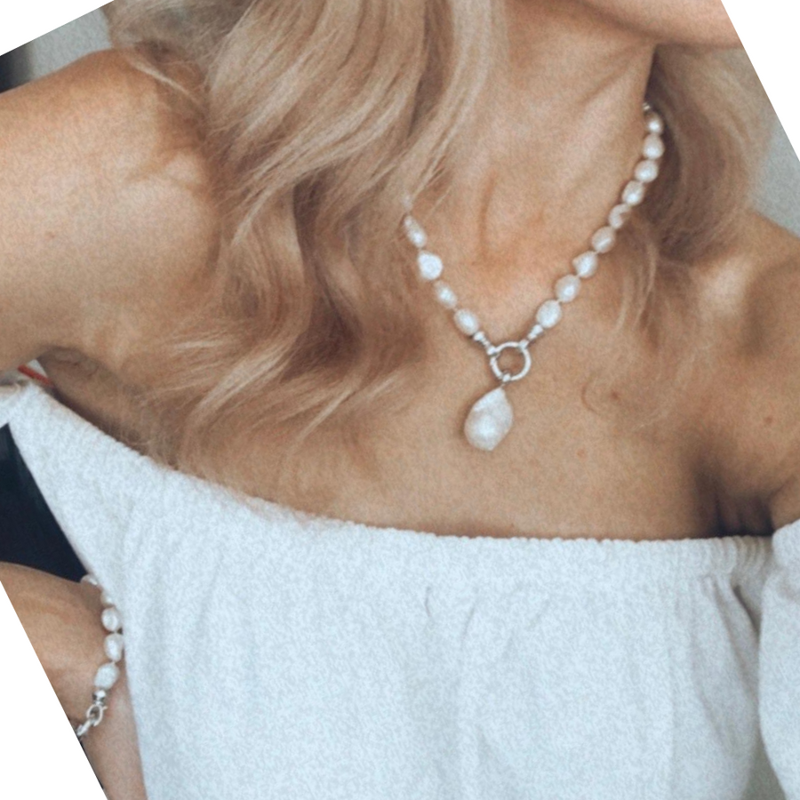 Kagi pearl necklace discount